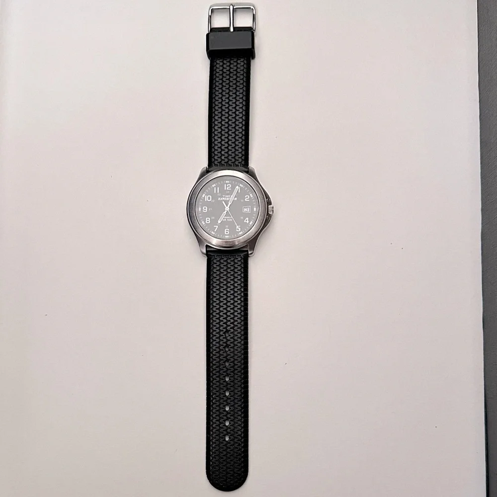 Timex Expedition 50m Water Resistance Black & Silver Men's Watch Rubber Strap - Picture 2 of 10